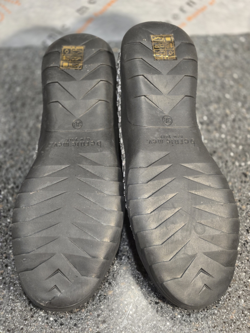Comfortable Women's Bernie Mev Rigged Connect Flats In Pewter - Picture 8 of 8